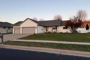 1907 Viking Ave, Holmen, WI 54636 - Photo 1