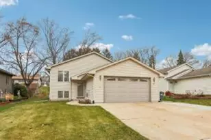 1810 Patricia Ln, Waukesha, WI 53188 - Photo 1