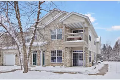 N17W26541  Meadowgrass Cir, Pewaukee, WI 53072 - Photo 1