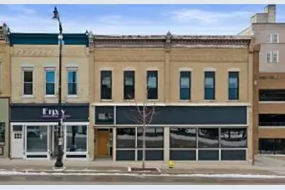 228  Main St, Racine, WI 53403 - Photo 1