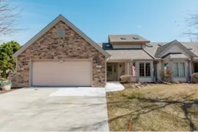 443  Quail Point Dr, Racine, WI 53406 - Photo 1