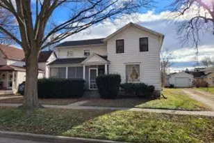 608 E Washington St, Delavan, WI 53115 - Photo 1