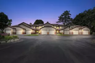 8127 S Legend Dr, Franklin, WI 53132 - Photo 1