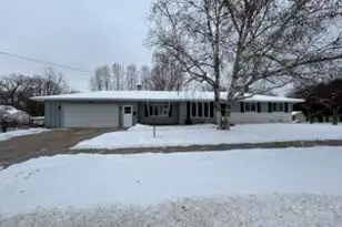1108 Clayton Pl, Green Bay, WI 54302 - Photo 1
