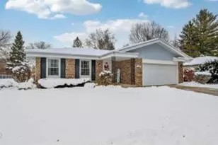1120 Hemlock Ln, Waukesha, WI 53189 - Photo 1