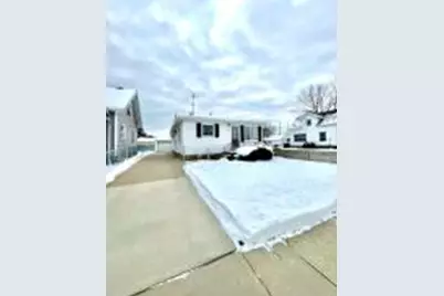 1531  Bryn Mawr Ave, Racine, WI 53403 - Photo 1