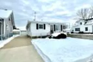 1531 Bryn Mawr Ave, Racine, WI 53403 - Photo 1