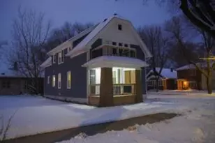 402 W Melvina St, Milwaukee, WI 53212 - Photo 1