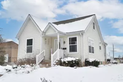 560 W Chestnut St, Port Washington, WI 53074 - Photo 1