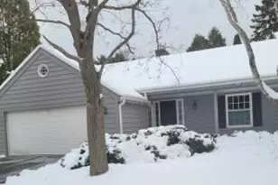 1027 W Shaker Cir, Mequon, WI 53092 - Photo 1