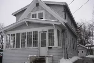 708 N 10th St, Manitowoc, WI 54220 - Photo 1