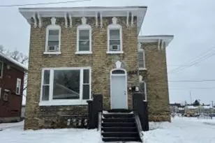 932 Peck Ave, Racine, WI 53404 - Photo 1