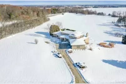 2100 N Oakwoods Ct, Summit, WI 53066 - Photo 1