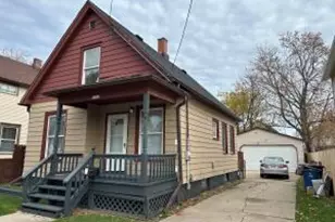 1717 Edgewood Ave, Racine, WI 53404 - Photo 1