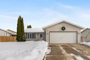 1580 Foxtail Dr, Hartford, WI 53027 - Photo 1