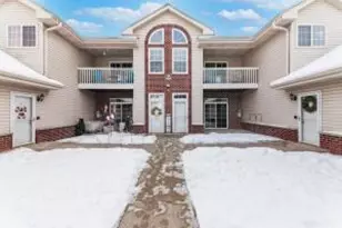 N43W32907 Rasmus Rd, Nashotah, WI 53058 - Photo 1