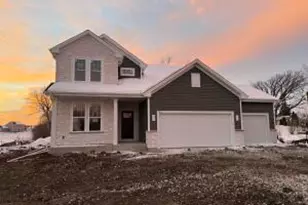 9607 S Bergamont Dr, Franklin, WI 53132 - Photo 1