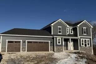N74W17930 Mineral Dr, Menomonee Falls, WI 53051 - Photo 1