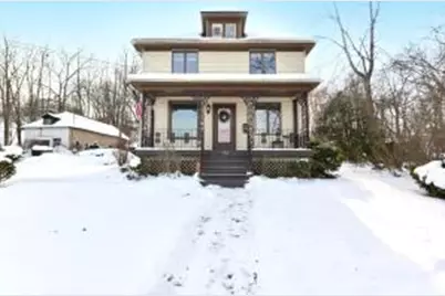 561 W Chestnut St, Burlington, WI 53105 - Photo 1