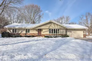 761 Crestwood Dr, Waukesha, WI 53188 - Photo 1