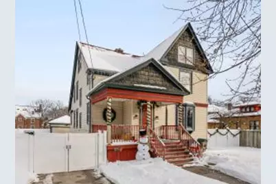 711 N 10th St, Manitowoc, WI 54220 - Photo 1