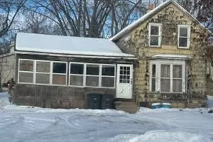 115 E Woolcock St, Jefferson, WI 53549 - Photo 1