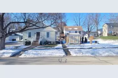 424  Sage St, Lake Geneva, WI 53147 - Photo 1