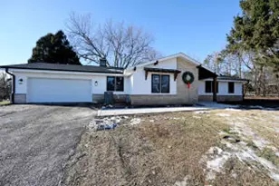 2115 Genesee St, Delafield, WI 53018 - Photo 1