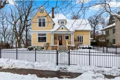 1407  Michigan Ave, Manitowoc, WI 54220 - Photo 1