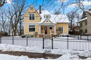 1407 Michigan Ave, Manitowoc, WI 54220 - Photo 1