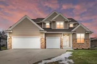 609 Calvin Ln, Racine, WI 53406 - Photo 1