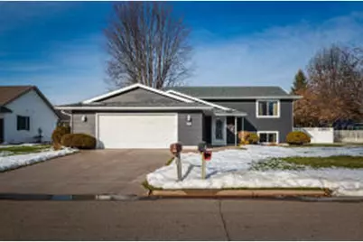 311  Kenneda St, Holmen, WI 54636 - Photo 1