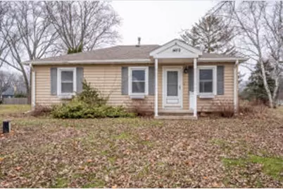 1450 S 165th St, New Berlin, WI 53151 - Photo 1