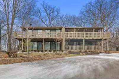 521  Bristol Oak Ct, Fontana, WI 53125 - Photo 1