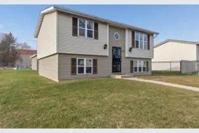 6401 N 106th St, Milwaukee, WI 53224 - Photo 1