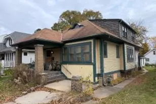 4836 N Mohawk Ave, Glendale, WI 53217 - Photo 1