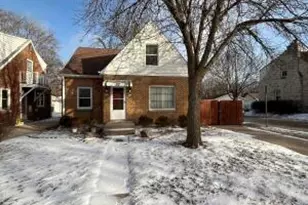 402 N 68th St, Wauwatosa, WI 53213 - Photo 1
