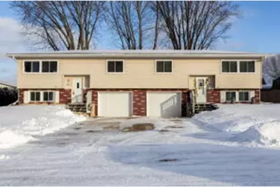 419  Campfire Dr #421, West Salem, WI 54669 - Photo 1