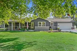 15935 Hill Ct, Brookfield, WI 53005 - Photo 1