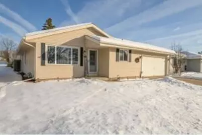 511  Robin St, West Bend, WI 53090 - Photo 1