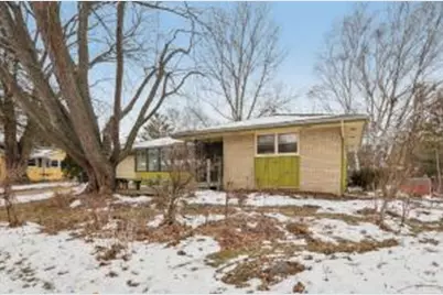 234  Green Valley Pl, West Bend, WI 53095 - Photo 1