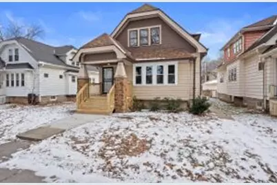 5352 N 39th St #5352A, Milwaukee, WI 53209 - Photo 1