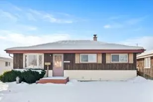 1521 W Holmes Ave, Milwaukee, WI 53221 - Photo 1