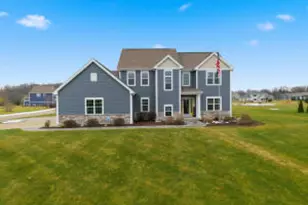 W278N6928 Leslie Ln, Merton, WI 53029 - Photo 1