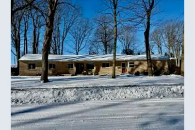 1432  Gunnell Ln, Manitowoc, WI 54220 - Photo 1