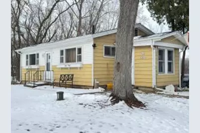 N44W28076  Capitol Dr, Delafield, WI 53072 - Photo 1