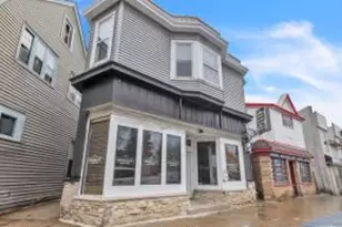 2812 W Forest Home Ave, Milwaukee, WI 53215 - Photo 1