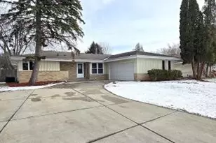 7448 N 90th St, Milwaukee, WI 53224 - Photo 1