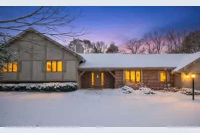 279  High Forest Dr, Grafton, WI 53012 - Photo 1