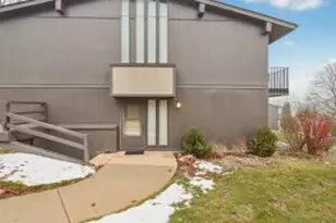 55 Lausanne Ct, Geneva, WI 53147 - Photo 1